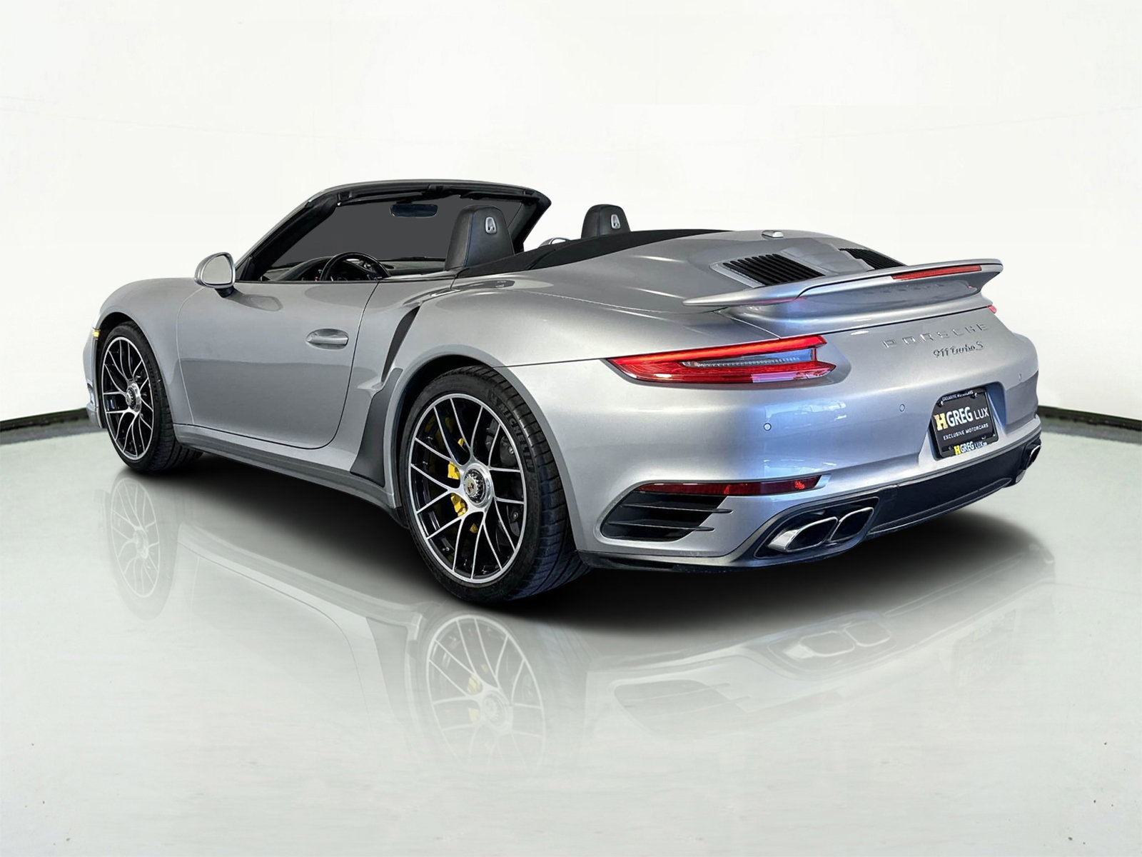 Used 2018 Porsche 911 Turbo w/ Light Design Package image 6