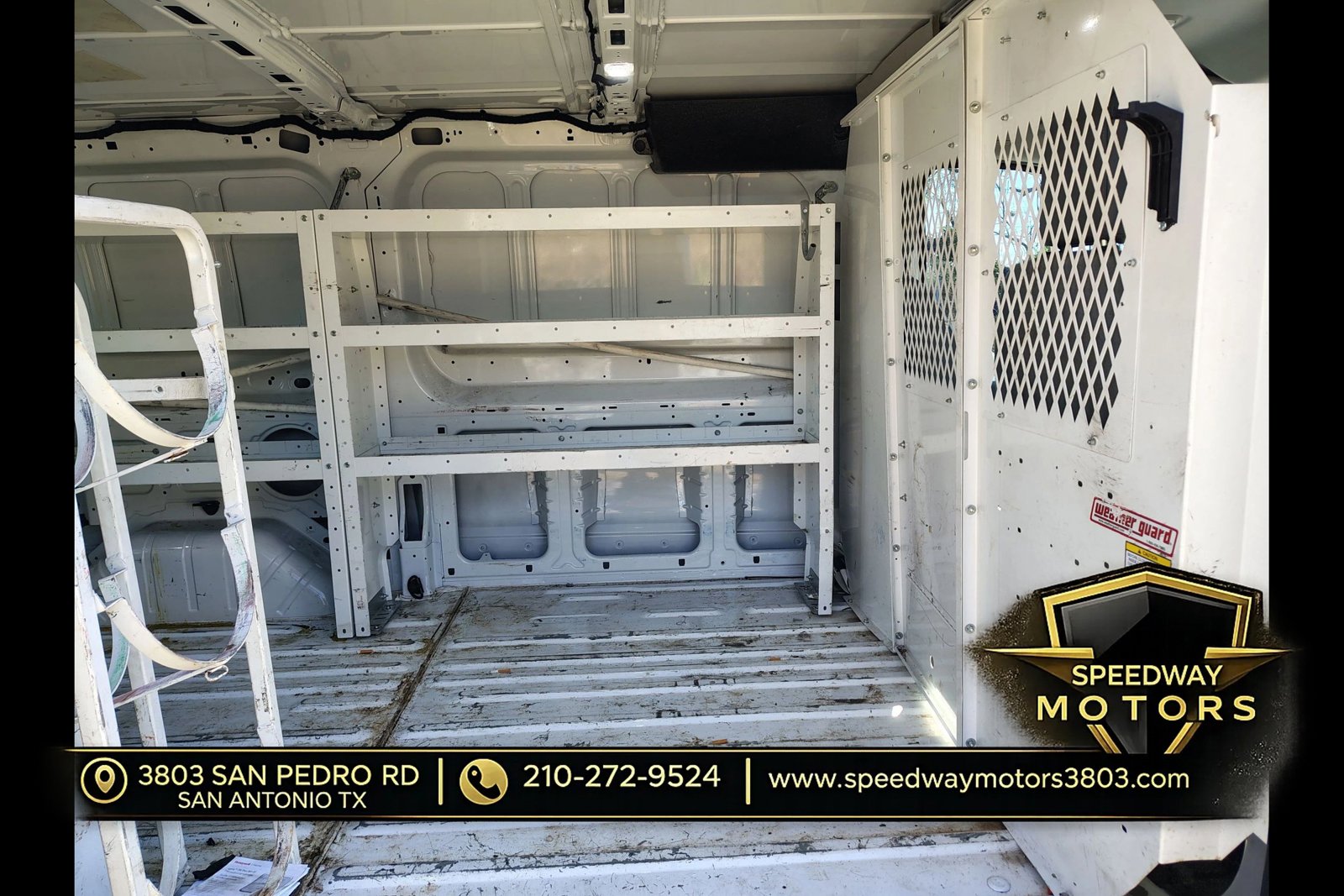 Used 2019 Ford Transit 250 130 Low Roof RWD image 15