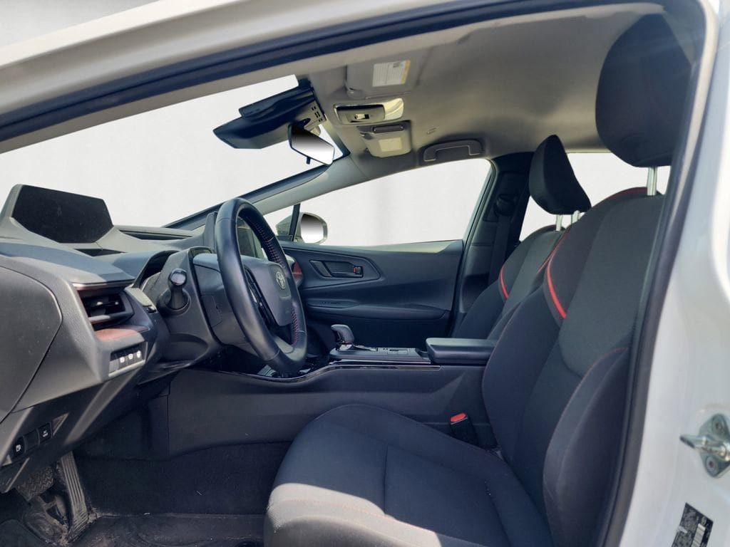 Used 2023 Toyota Prius Prime FWD image 10