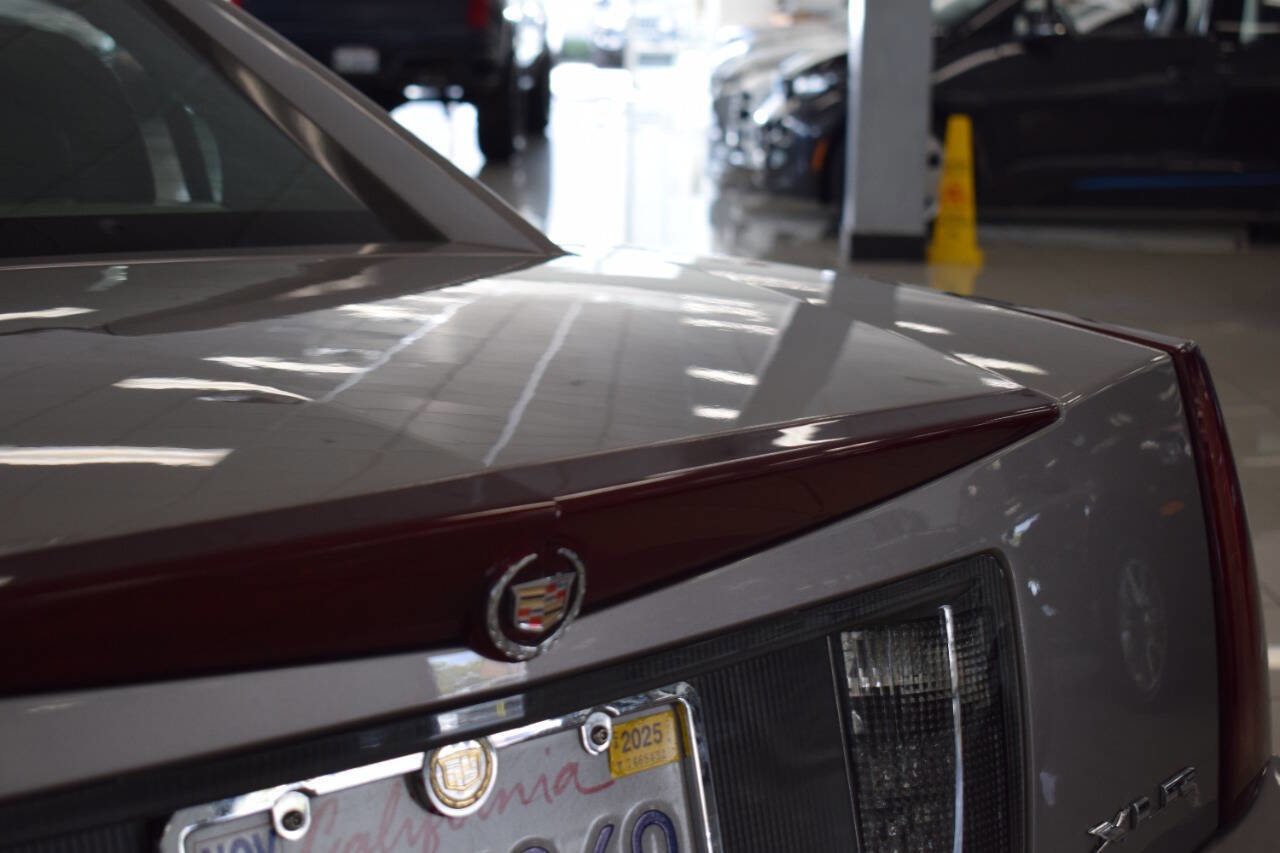 Used 2005 Cadillac XLR image 46