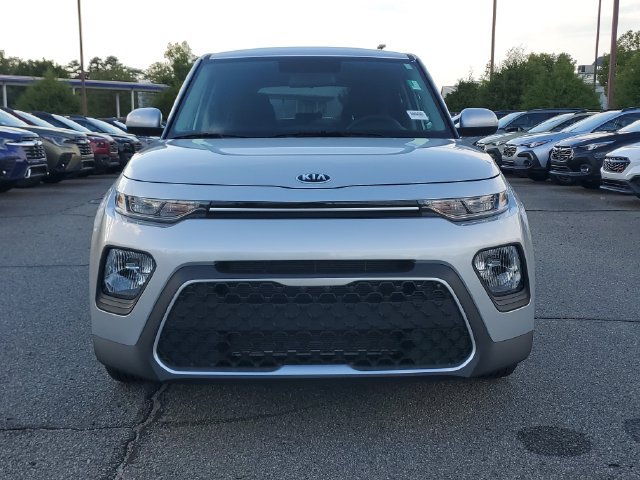 Used 2021 Kia Soul LX FWD image 2