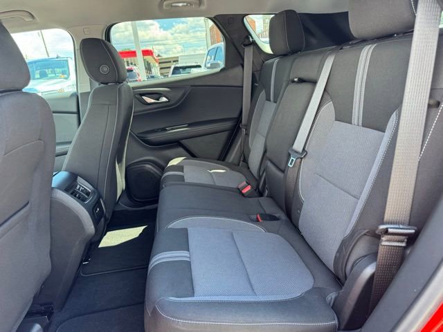 Used 2025 Chevrolet Blazer LT image 9