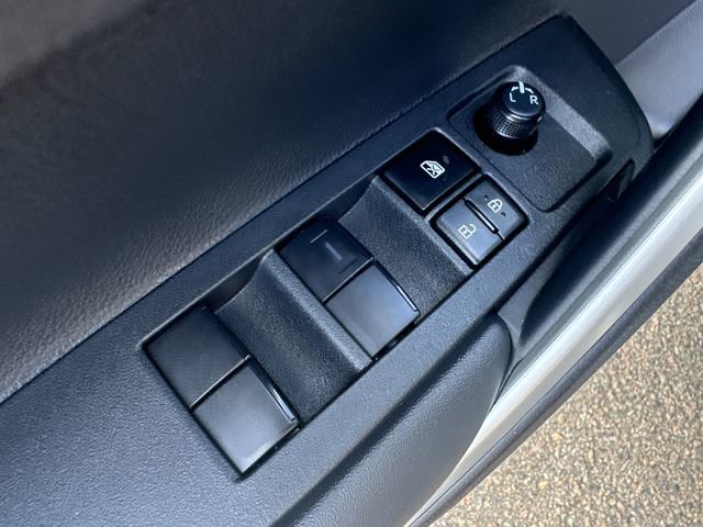 Certified 2025 Toyota Corolla Cross AWD Hybrid image 28