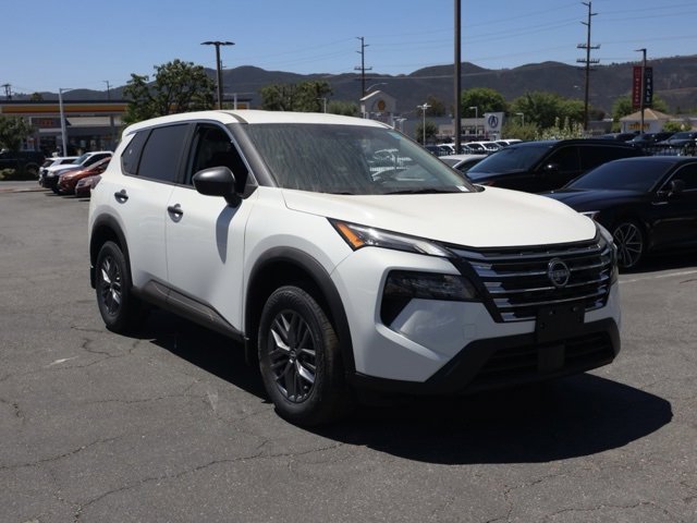 New 2025 Nissan Rogue S