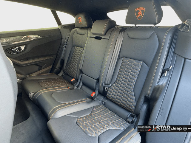 Used 2021 Lamborghini Urus AWD/4WD image 15