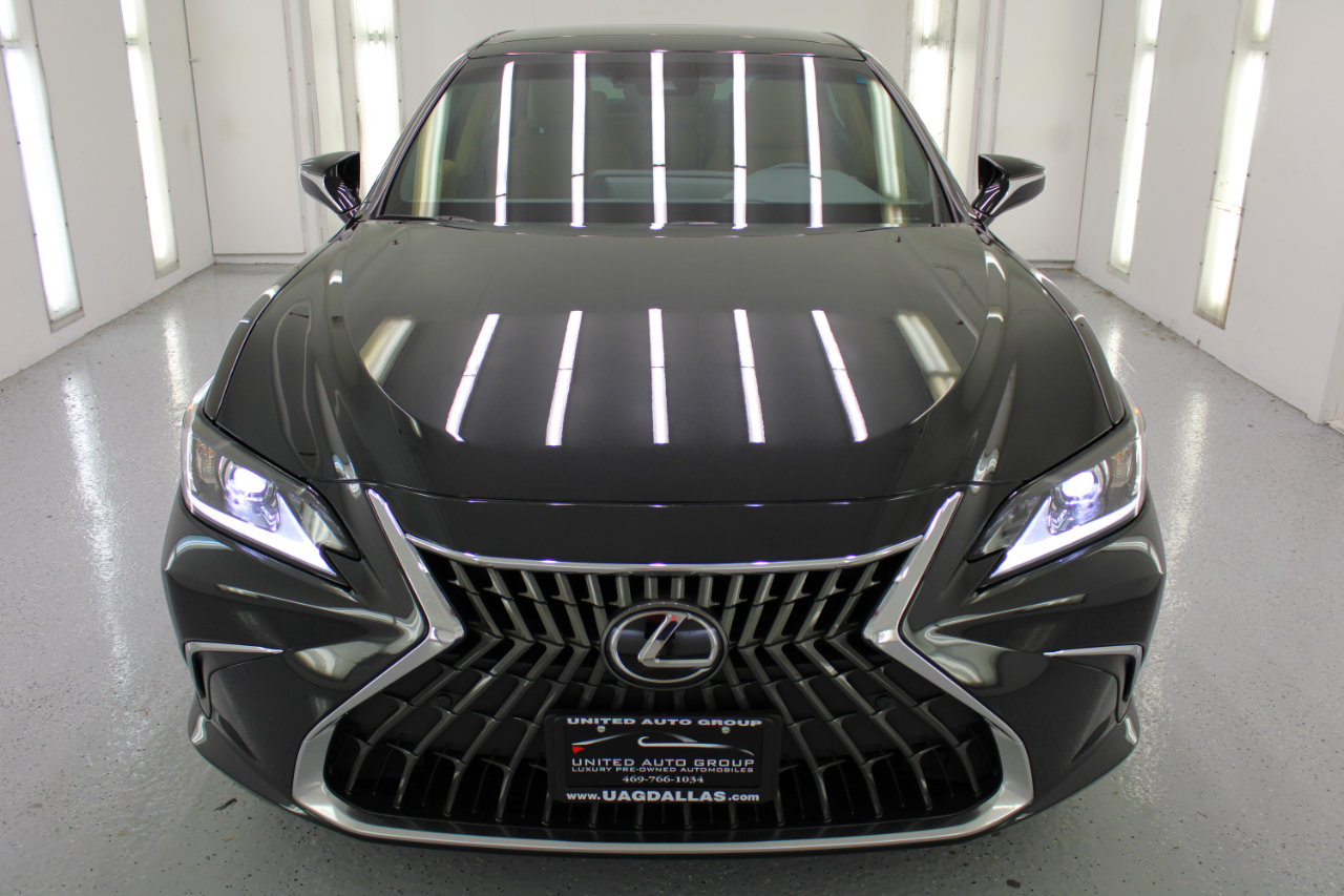 Used 2022 Lexus ES 350 Premium image 3
