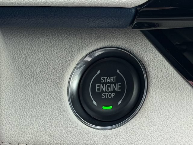 New 2026 Buick Enclave Avenir w/ Super Cruise Package FWD image 26