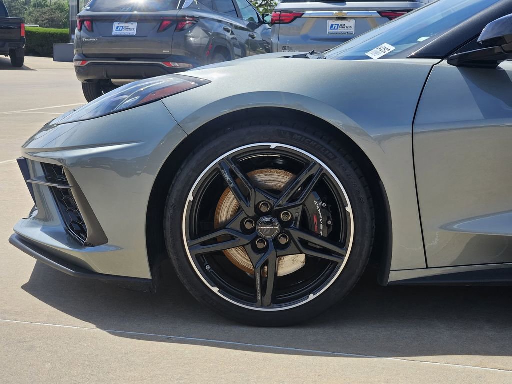 Used 2022 Chevrolet Corvette Stingray Premium Conv w/ Z51 Performance Package image 13