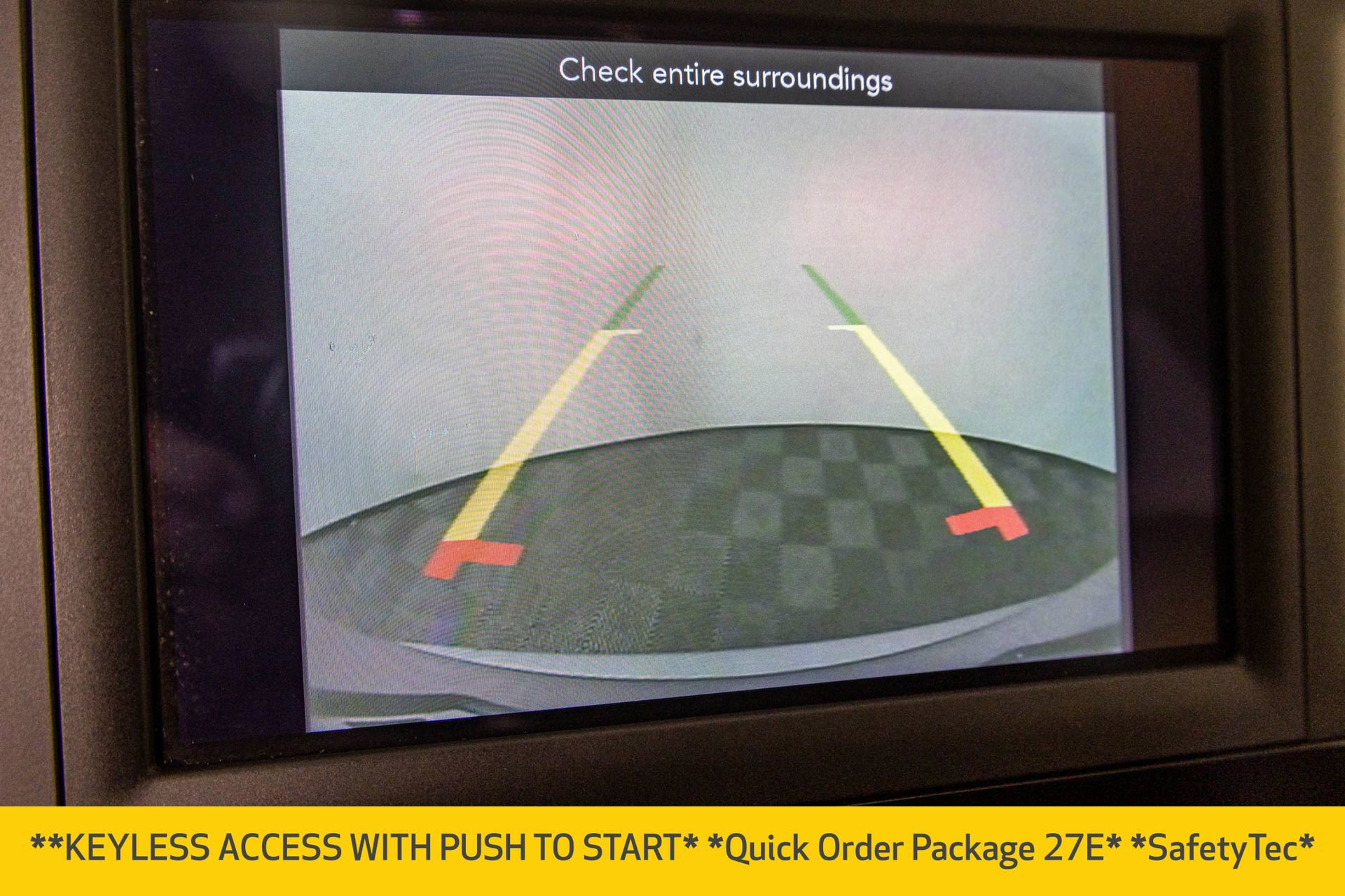 Used 2020 Chrysler Voyager LX FWD image 7
