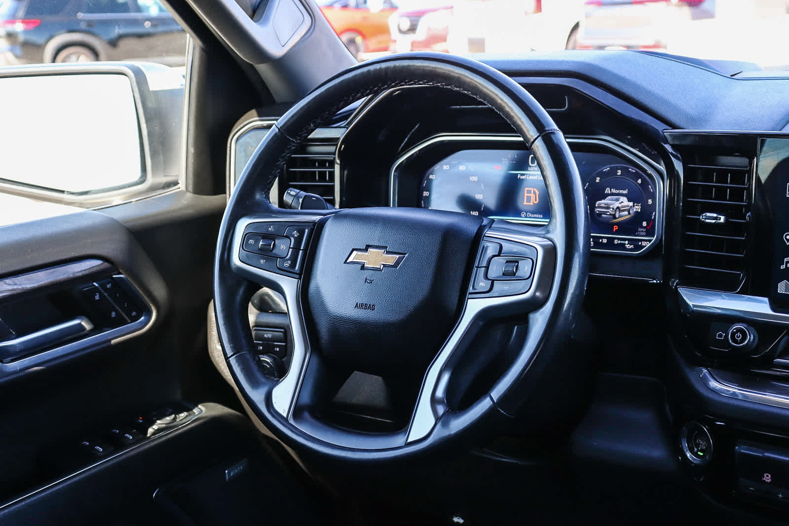 Used 2023 Chevrolet Silverado 1500 LTZ AWD/4WD image 15