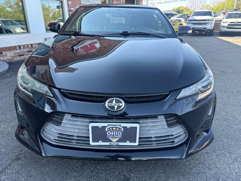 Used 2014 Scion tC FWD image 2