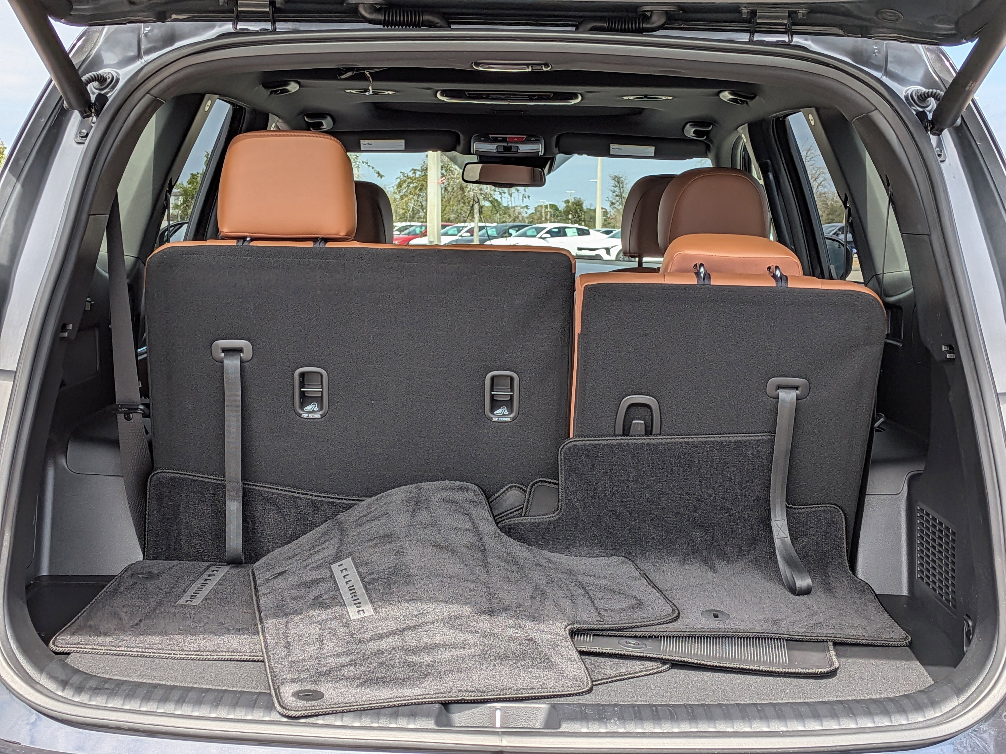 Used 2025 Kia Telluride EX X-Line image 13