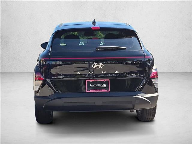 New 2027 Hyundai Kona SE FWD image 8