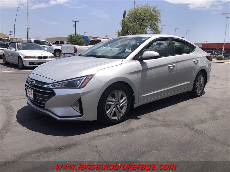 Used 2019 Hyundai Elantra SEL w/ Cargo Package FWD image 4