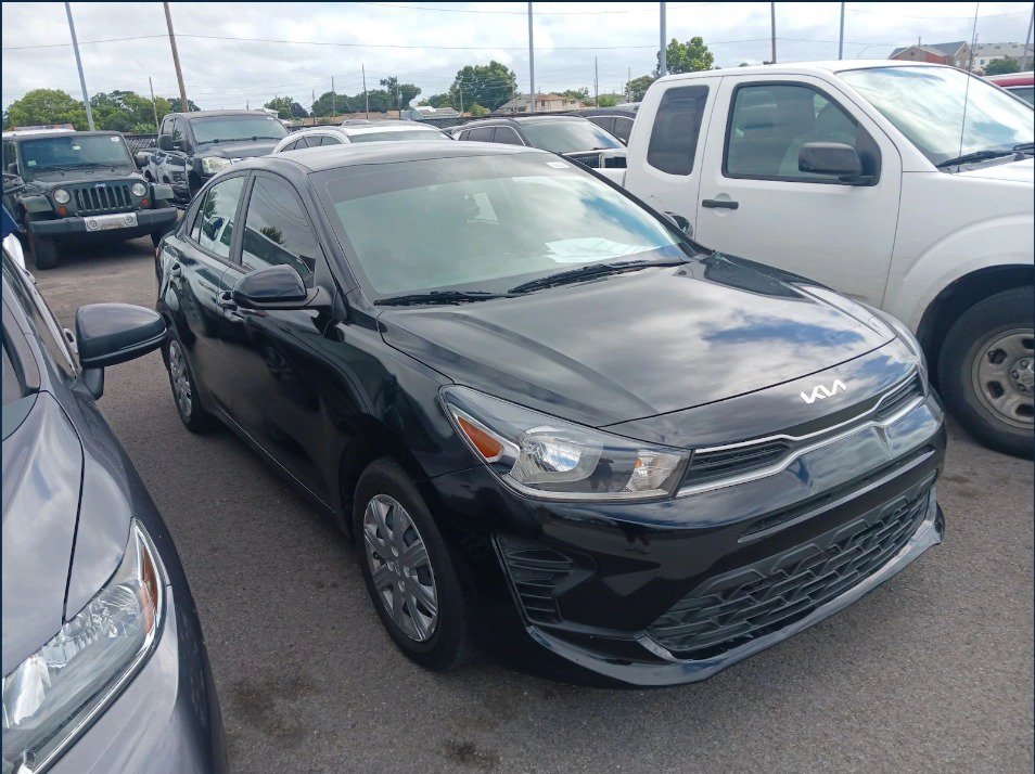 Used 2023 Kia Rio LX FWD image 2