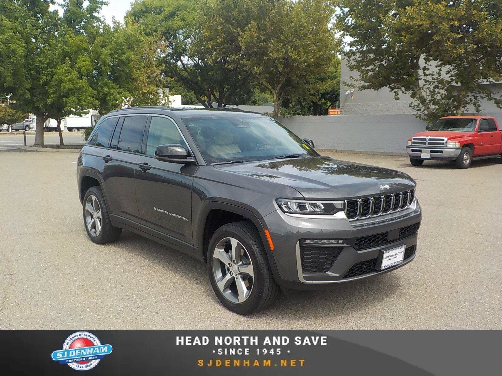 New 2026 Jeep Grand Cherokee Limited w/ Trailer Tow Package