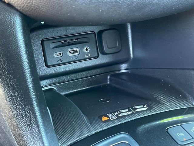 Used 2023 Chevrolet Equinox Premier AWD/4WD image 28
