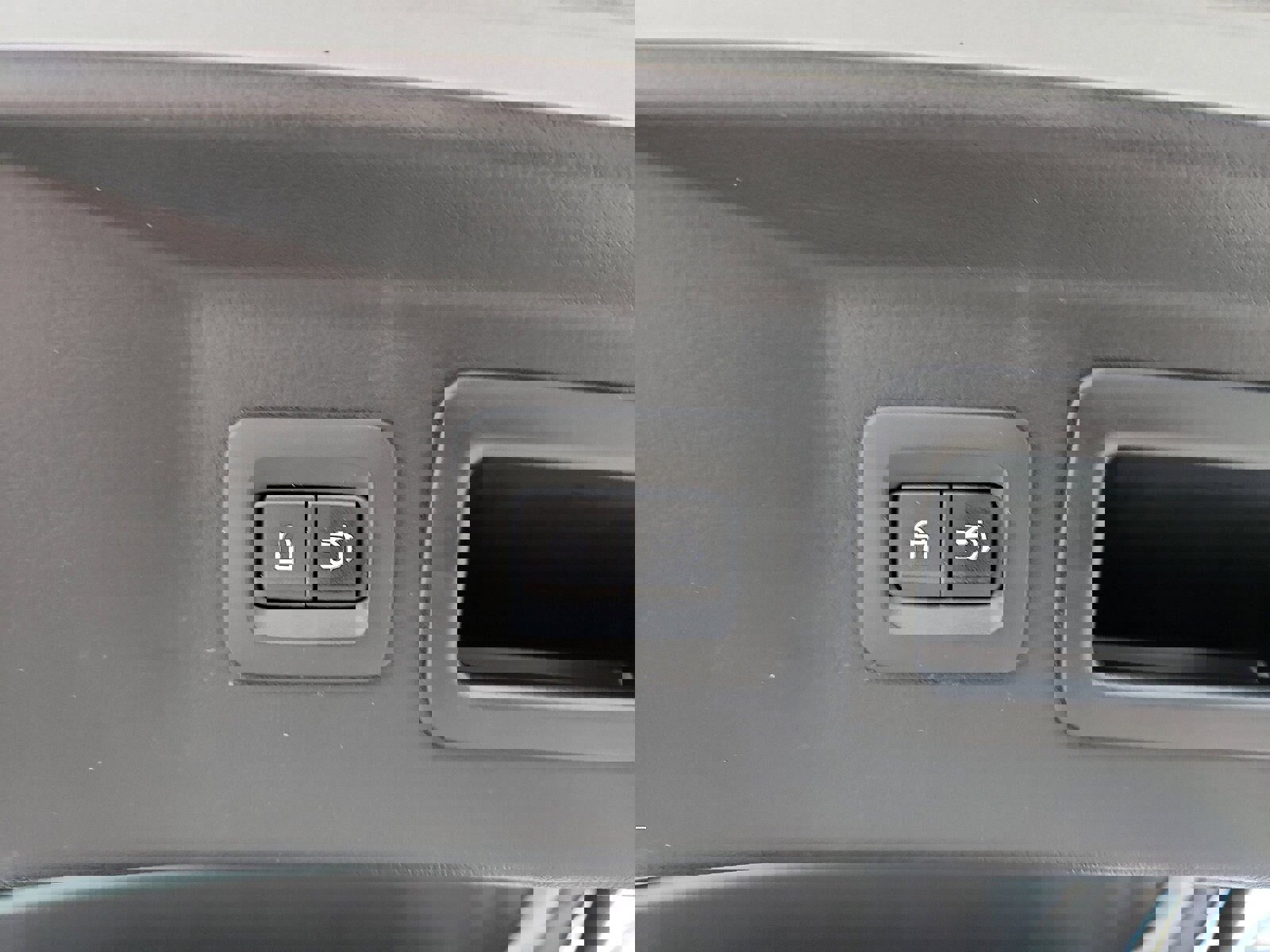 Used 2025 MAZDA CX-90 3.3 Turbo w/ Premium Sport Pkg image 36