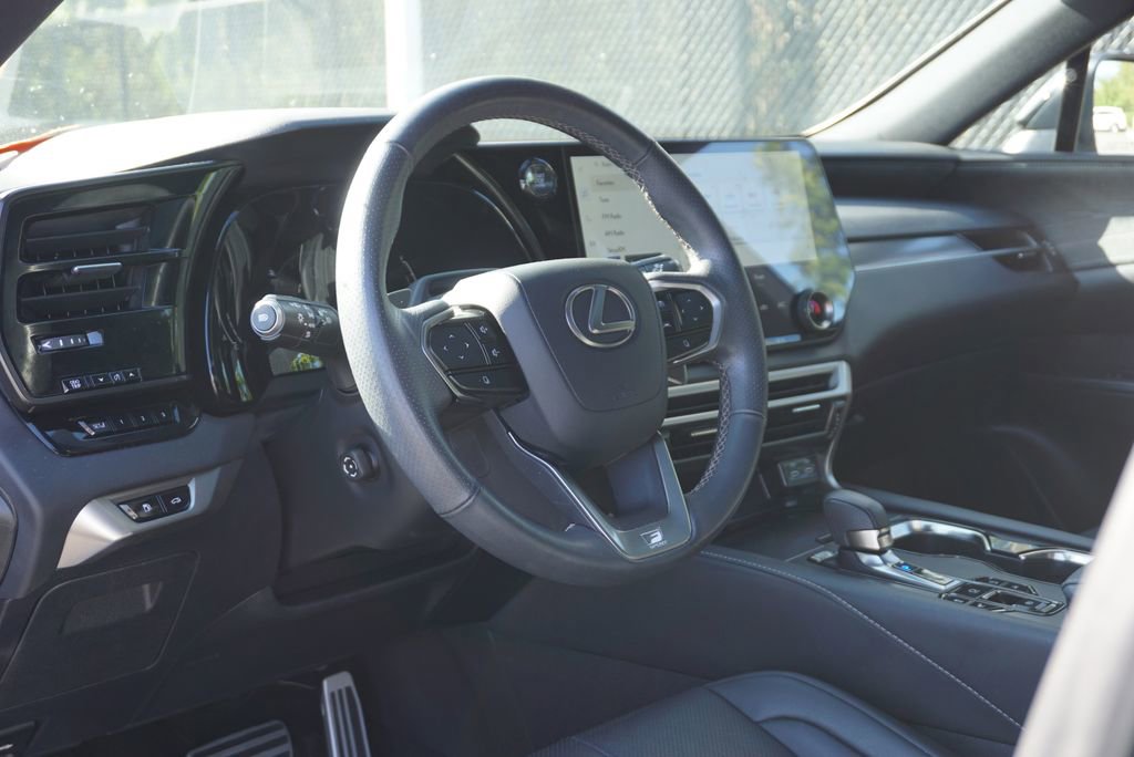 Used 2023 Lexus RX 350 F Sport image 10