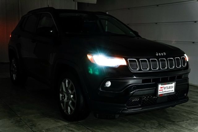 Used 2022 Jeep Compass Latitude w/ Sun and Sound Group image 34