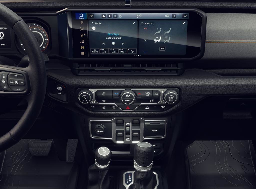 New 2026 Jeep Gladiator Sport image 5