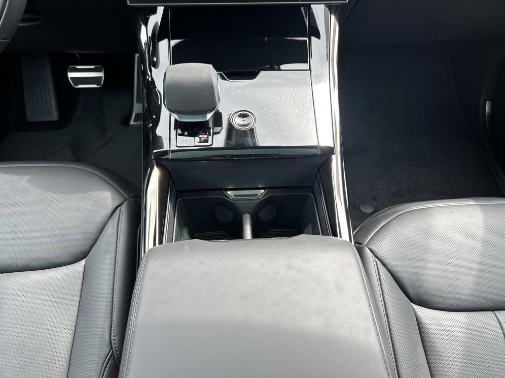 New 2025 Land Rover Range Rover Sport Dynamic SE image 23