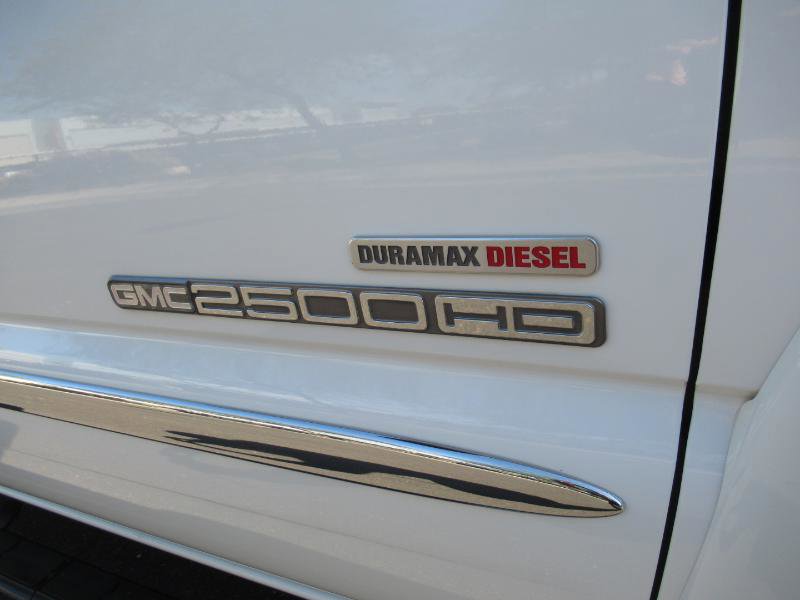 Used 2004 GMC Sierra 2500 SLE w/ Heavy-Duty Power Package image 10