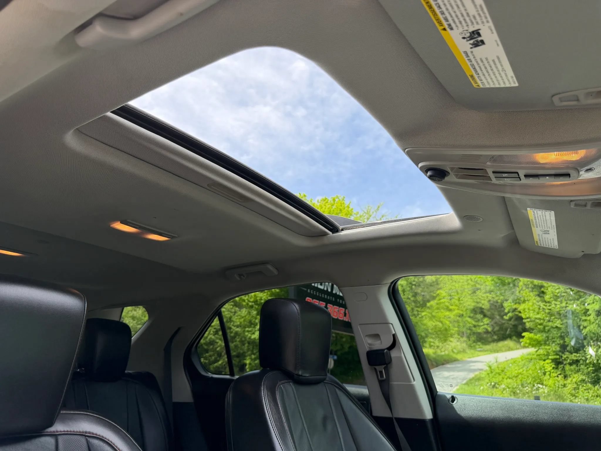 Used 2015 Chevrolet Equinox LTZ AWD/4WD image 43