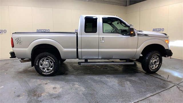 Used 2016 Ford F250 Lariat w/ Chrome Package image 2