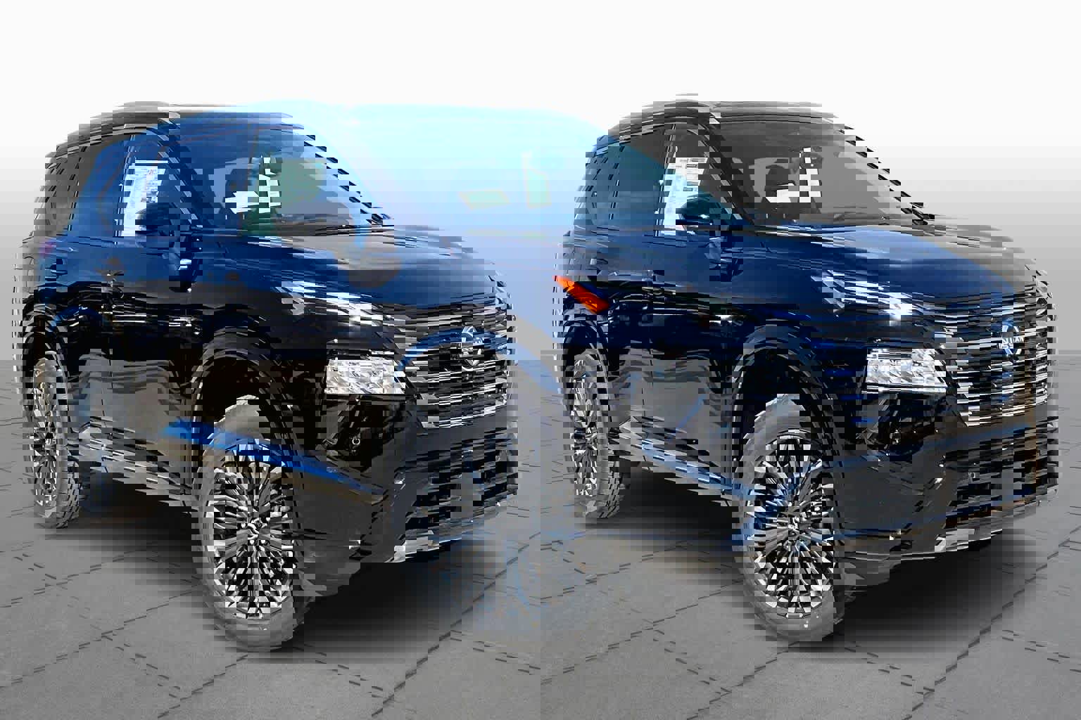 New 2026 Nissan Rogue Platinum image 2