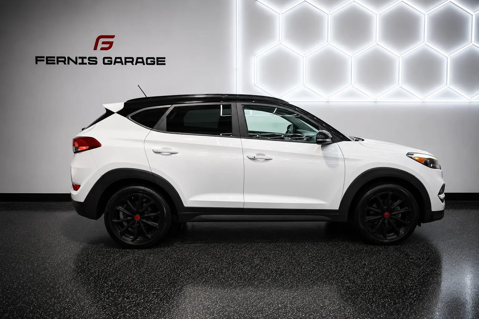Used 2017 Hyundai Tucson Night AWD/4WD image 2