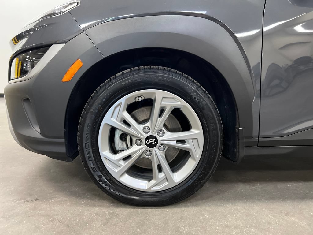 Used 2023 Hyundai Kona SEL AWD/4WD image 29