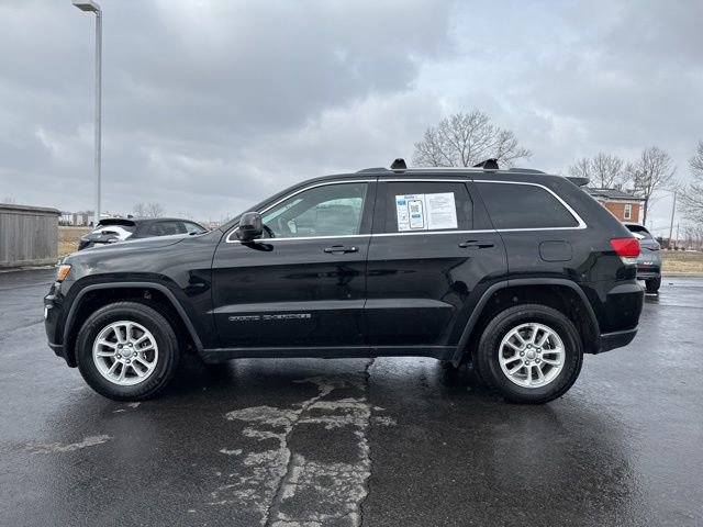 Used 2018 Jeep Grand Cherokee Laredo w/ Security & Convenience Group image 4
