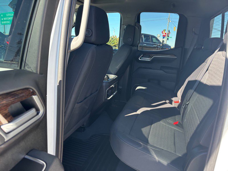 Used 2025 GMC Sierra 1500 Elevation w/ Preferred Package image 14