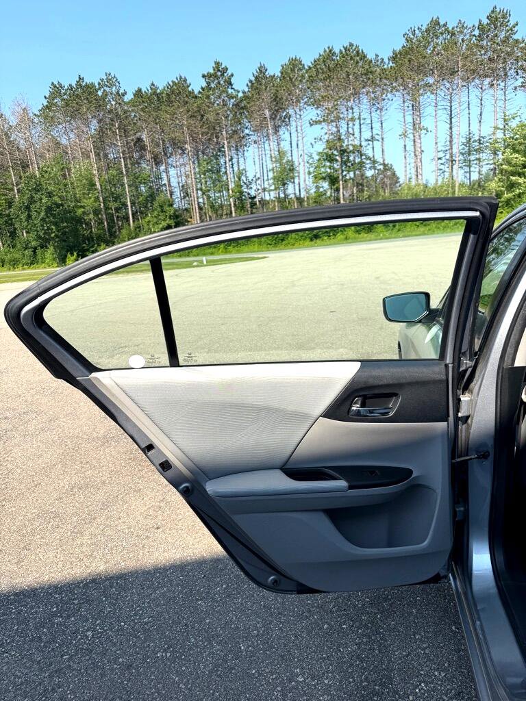 Used 2016 Honda Accord LX image 13