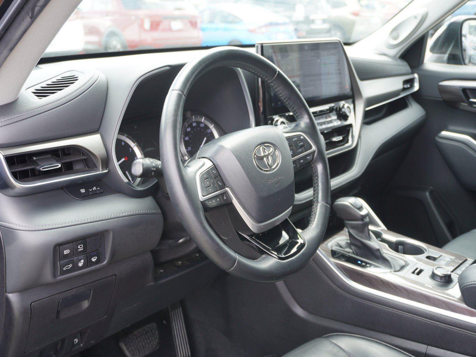 Used 2022 Toyota Highlander Limited AWD/4WD image 23