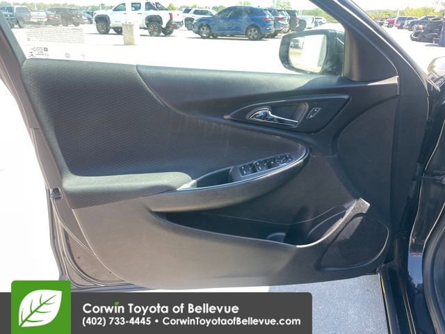 Used 2024 Chevrolet Malibu LT FWD image 18