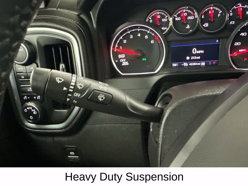 Used 2022 Chevrolet Silverado 1500 LT AWD/4WD image 40
