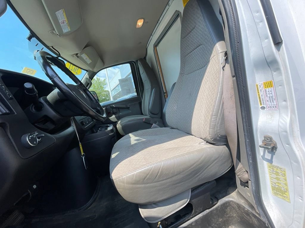 Used 2021 Chevrolet Express 3500 w/ Power Convenience Package RWD image 10