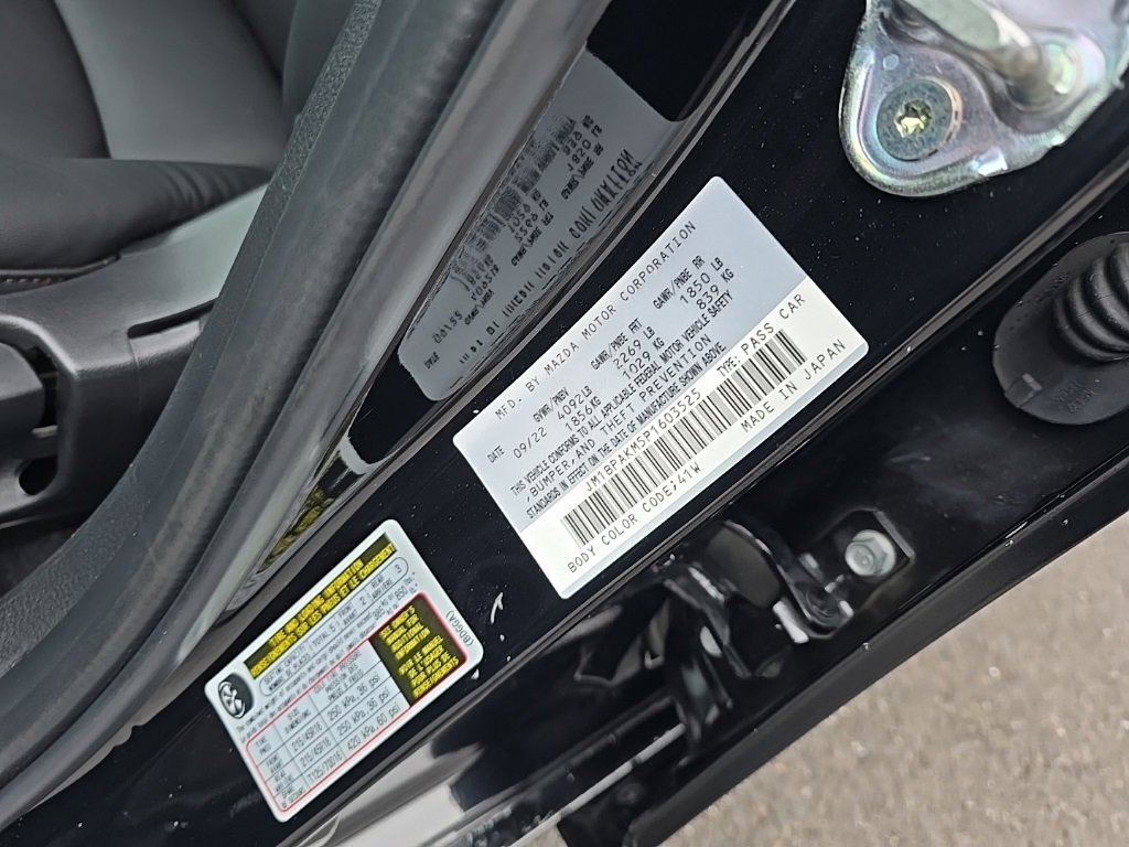 Used 2023 MAZDA MAZDA3 s image 32