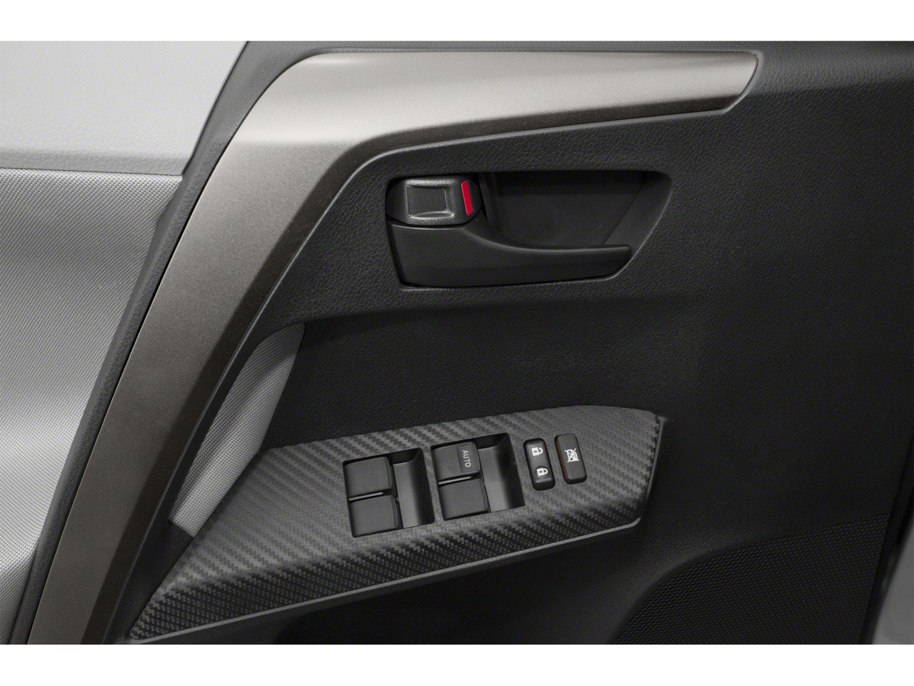 Used 2015 Toyota RAV4 Limited w/ Technology Package FWD image 15