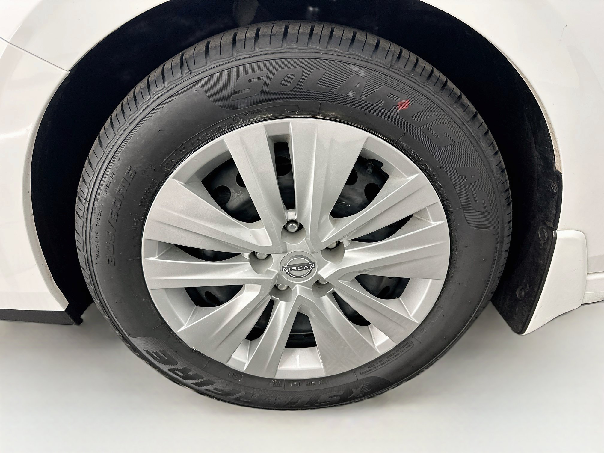 Used 2024 Nissan Sentra S FWD image 34
