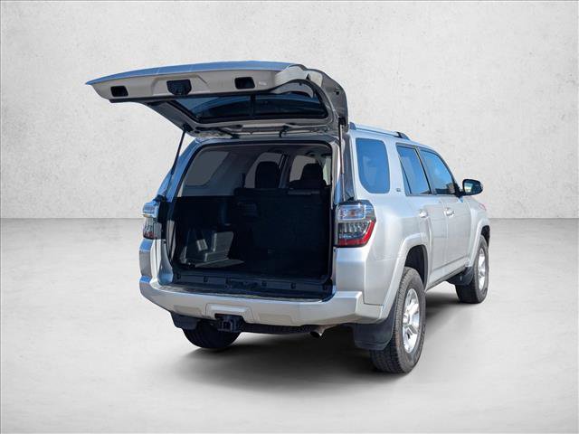Used 2022 Toyota 4Runner SR5 image 5