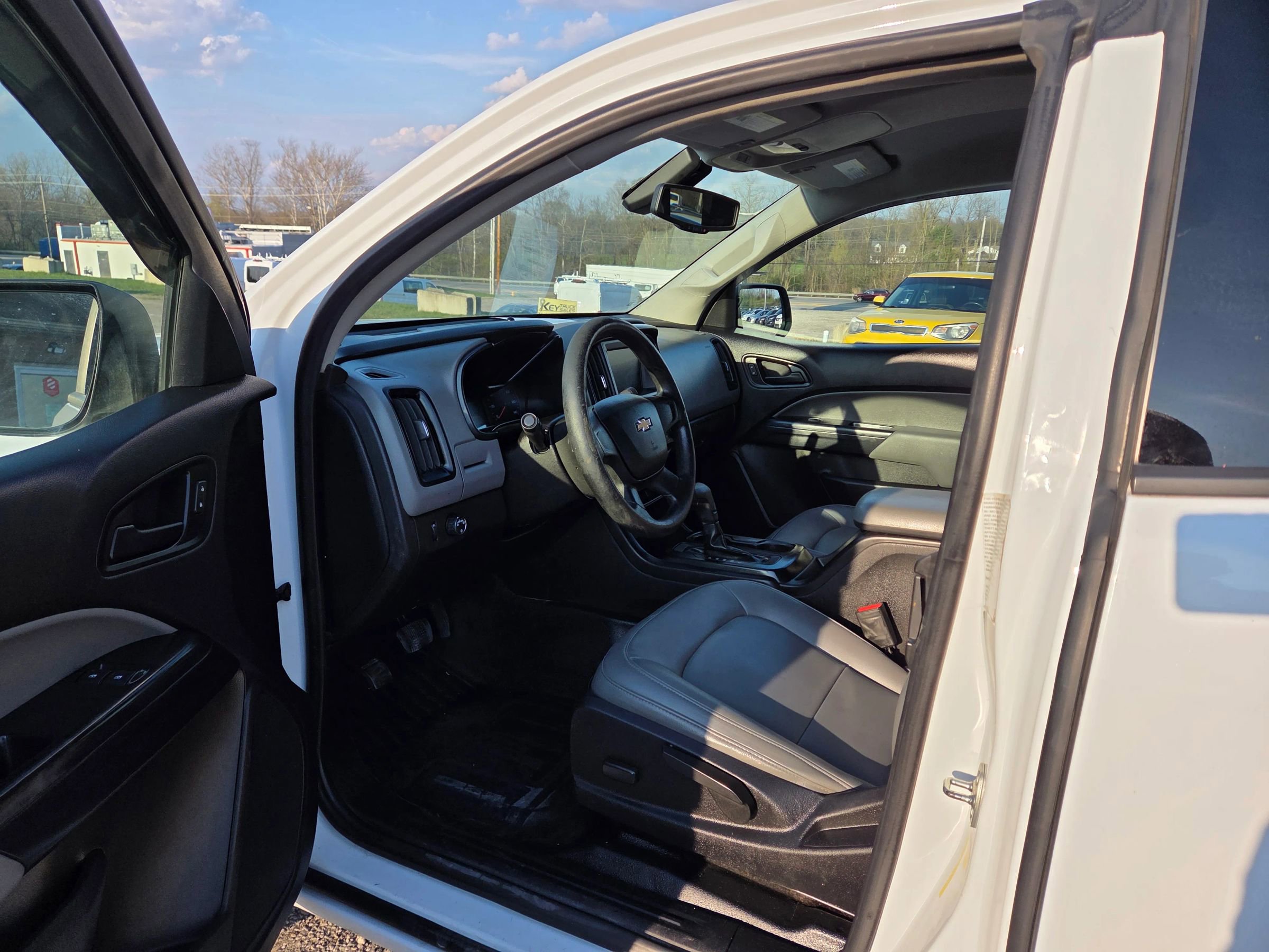 Used 2018 Chevrolet Colorado W/T RWD image 11