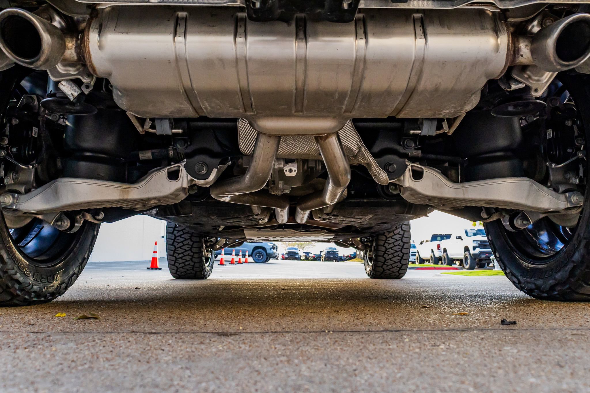 Used 2023 Land Rover Defender 110 V8 image 15