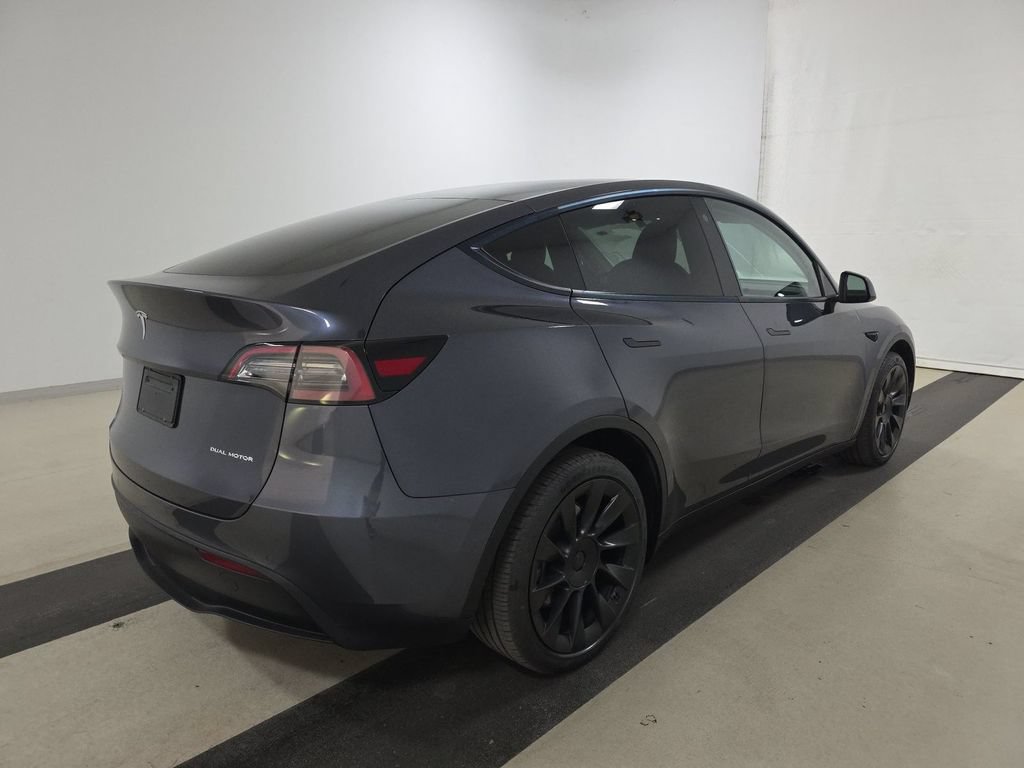 Used 2021 Tesla Model Y Long Range AWD/4WD image 6