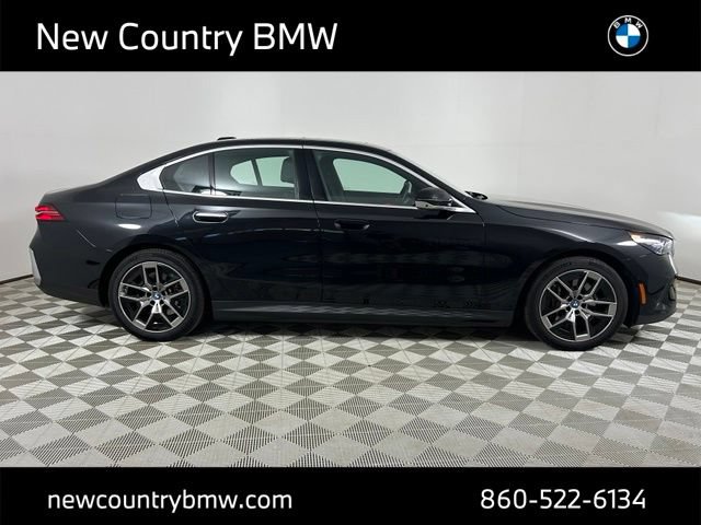Used 2024 BMW i5 eDrive40i w/ Premium Package RWD image 8
