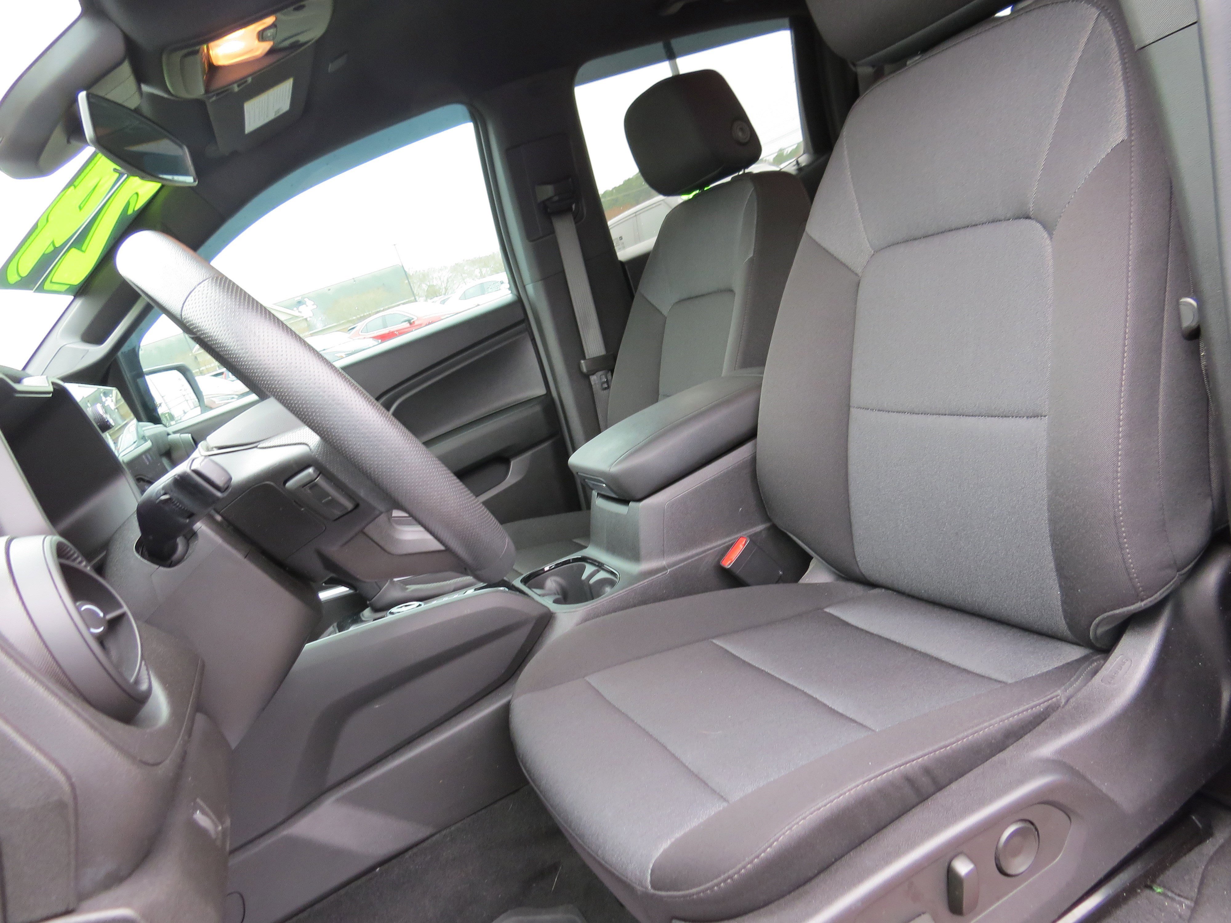 Certified 2024 Chevrolet Colorado Trail Boss w/ Technology Package image 18