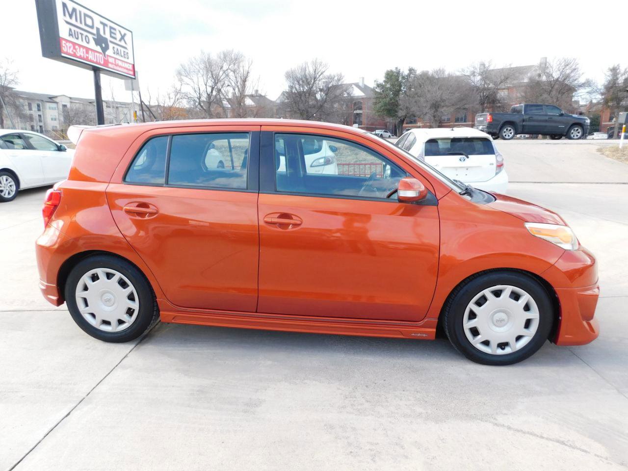 Used 2008 Scion xD image 4
