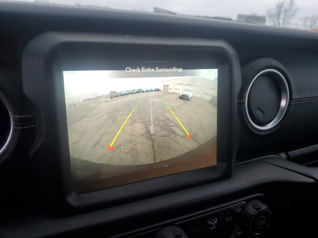 Used 2023 Jeep Wrangler Unlimited Sahara w/ Safety Group image 21